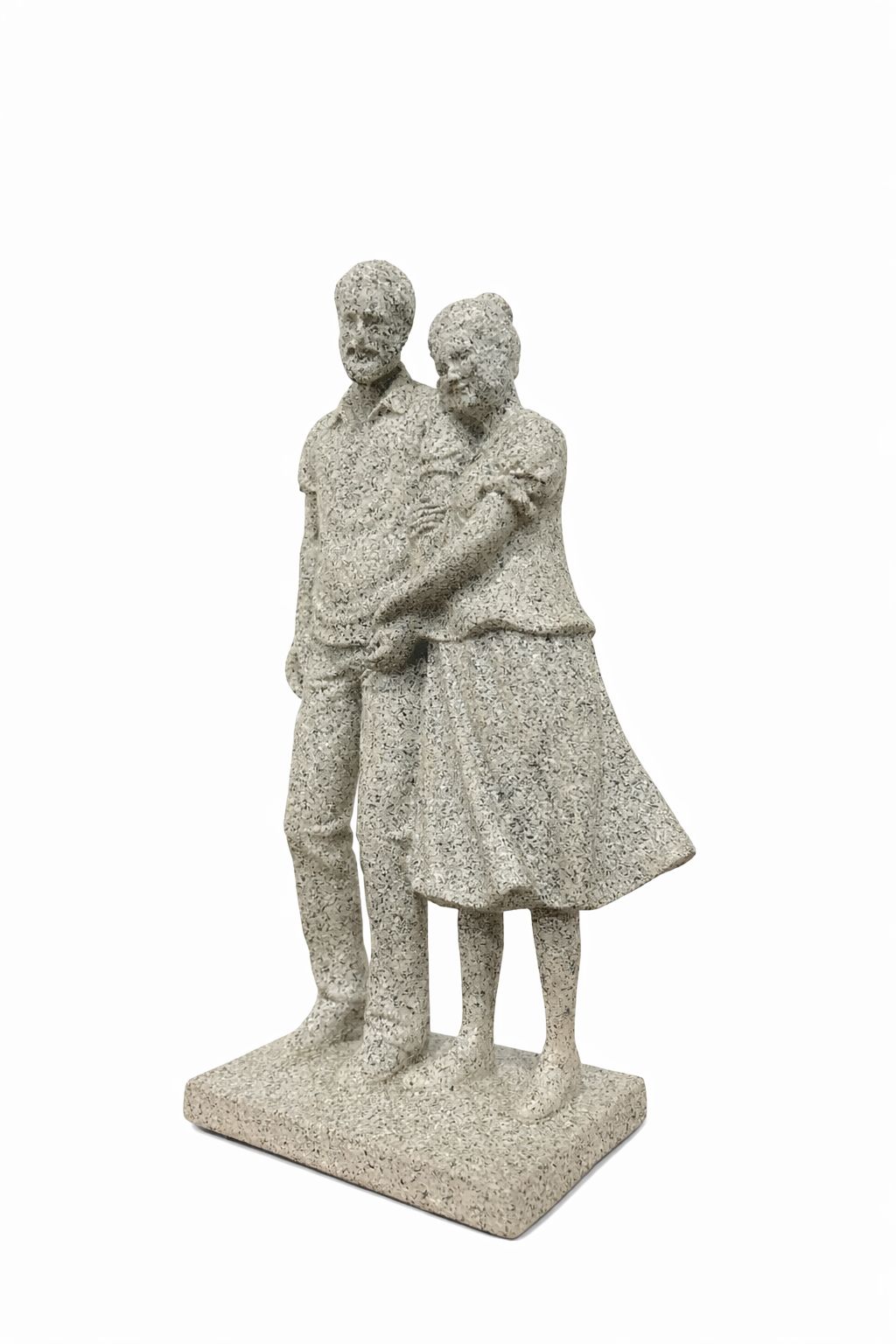 Escultura Casal Abraçado em Cerâmica – Decoração Romântica e Elegante
