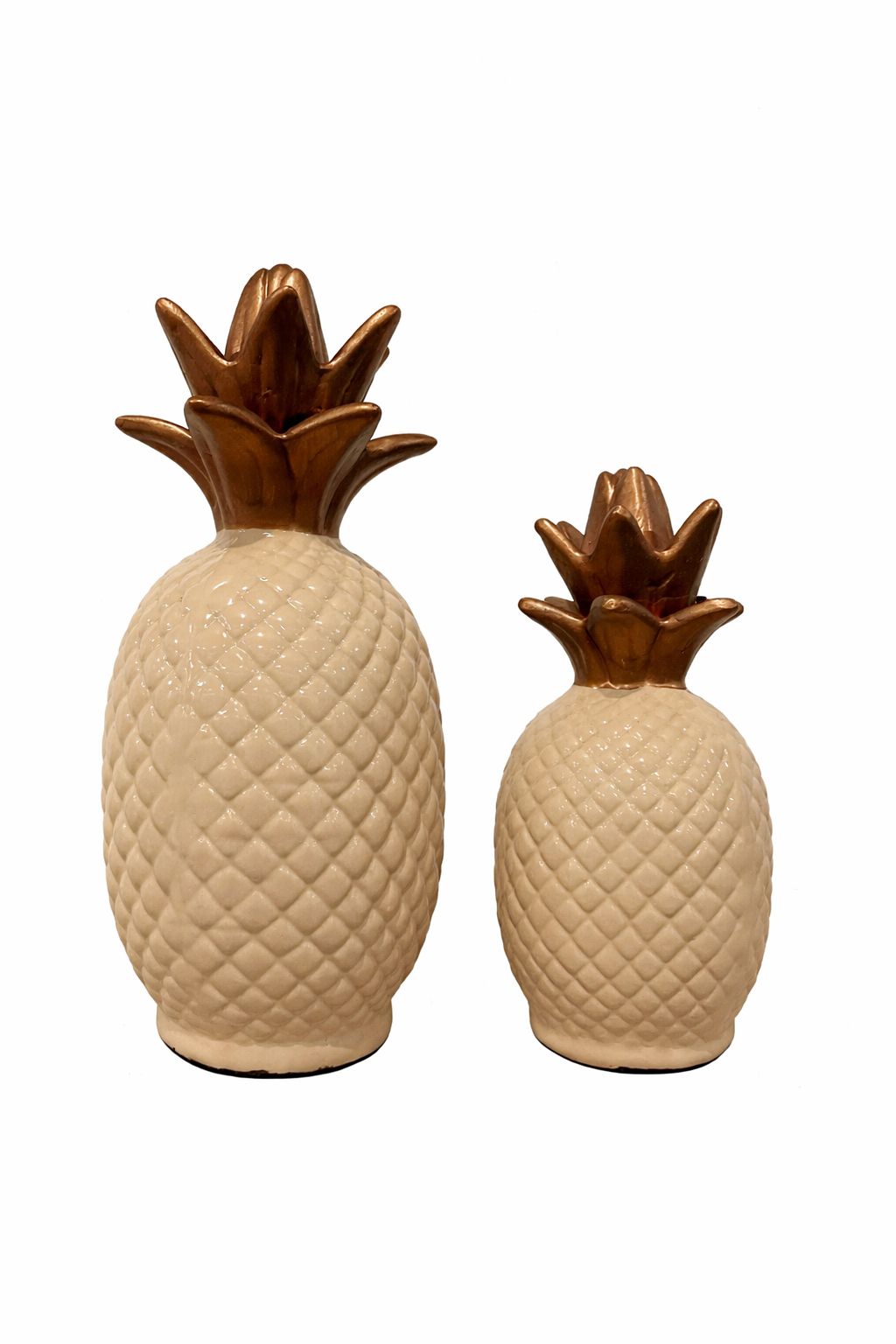 Conjunto de abacaxis decorativos