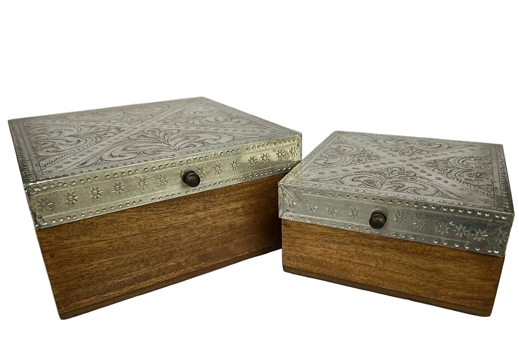 Conjunto de Caixas Decorativas de Madeira com Aplique em Latão