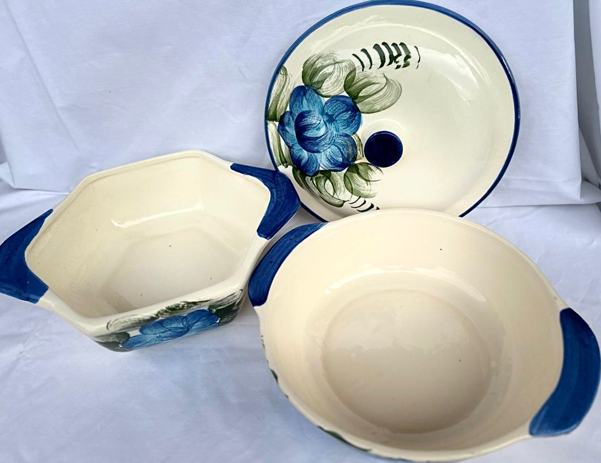 Conjunto Sopeira e Travessa Sextavada em Cerâmica Azul Floral Azul