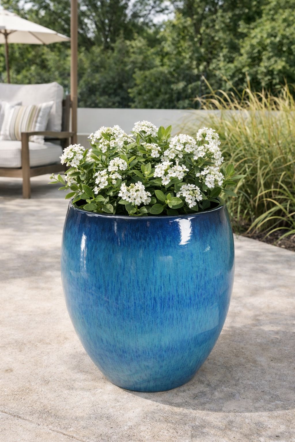 Vaso oval azul esmaltado com pintura automotiva